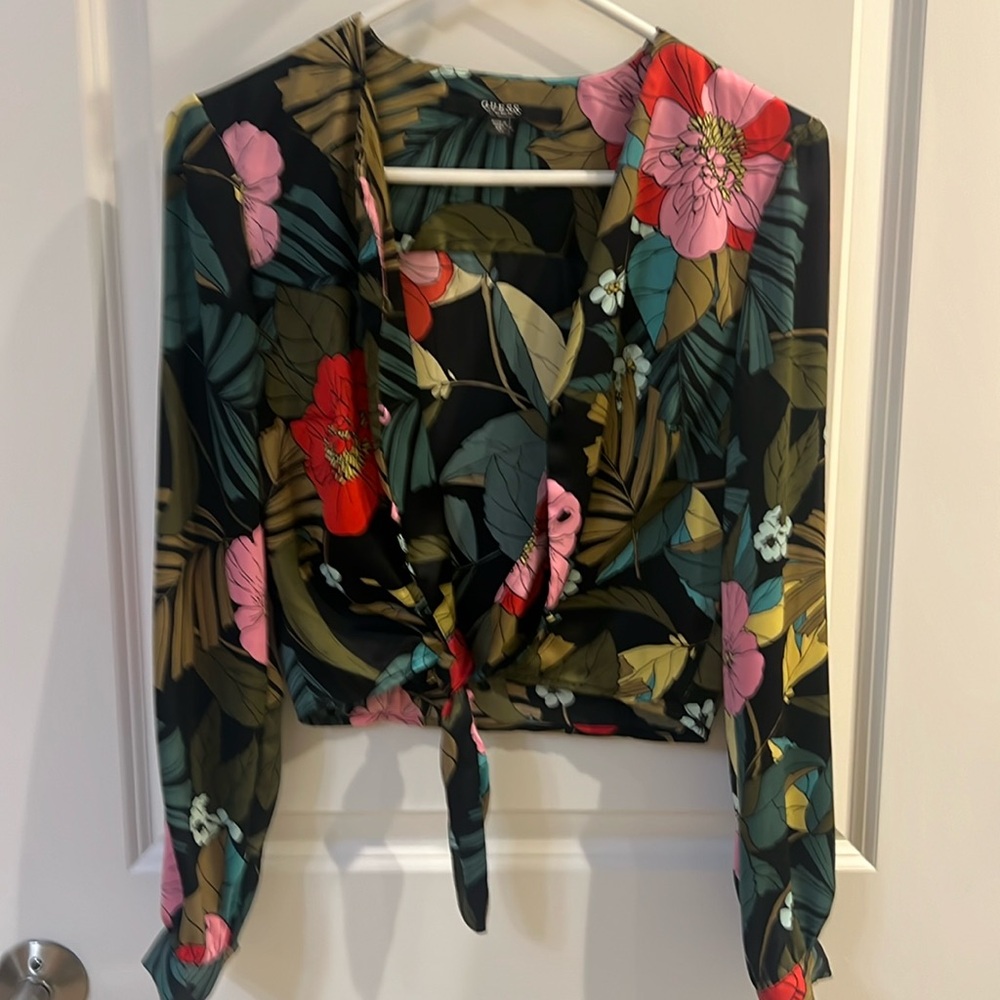 Women’s guess top